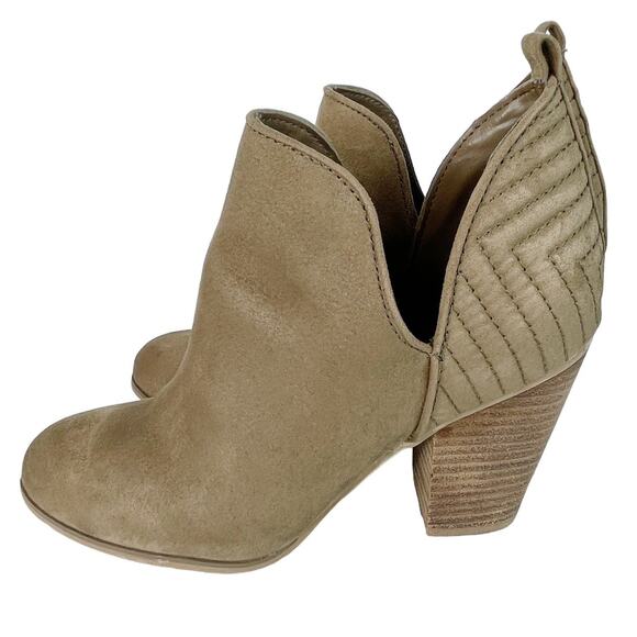 Carlos Santana Rouen Quilted Block Heel Faux Suede Ankle Booties Tan Brown 7.5M - Picture 3 of 10